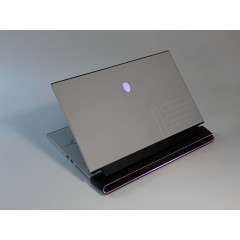 Alienware M15 R2 i7-9750H RTX 2060 16/1000 15.6" Full HD 240Hz